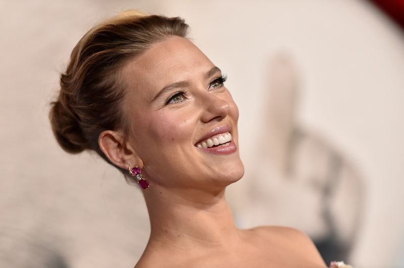 Scarlett Johansson besucht die Premiere von Illumination