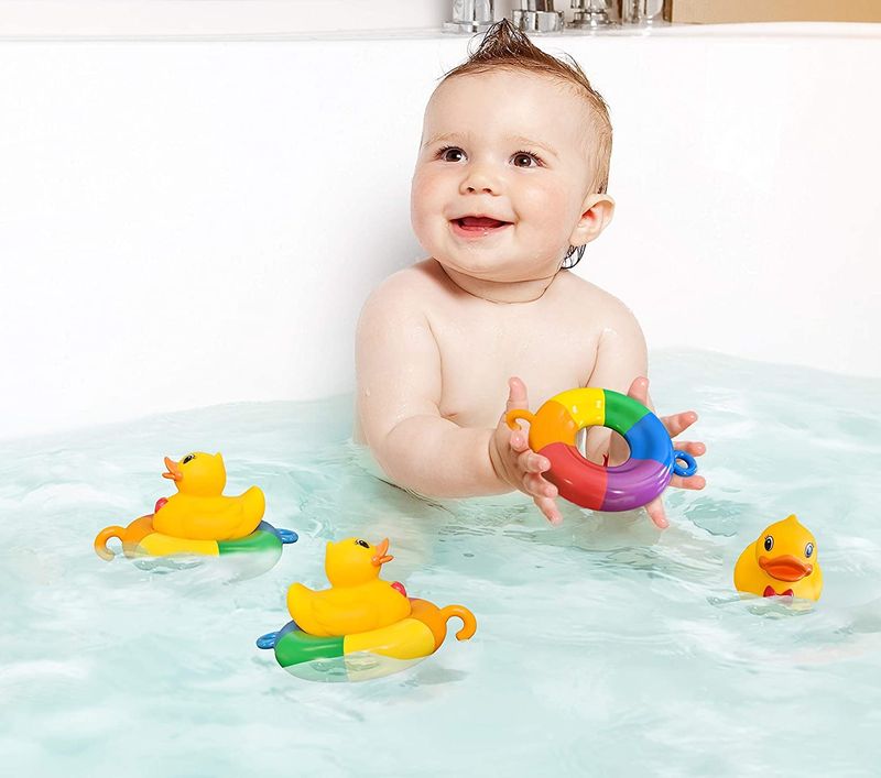 Playahoy Badespielzeug mit Entenschläuchen, schimmelfreies Baby-Badespielzeug